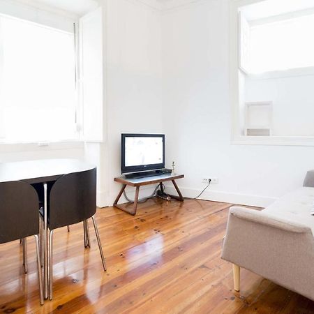 Guestready - Hygge-Style Apartment In Historical Graca Lisbon Exterior photo