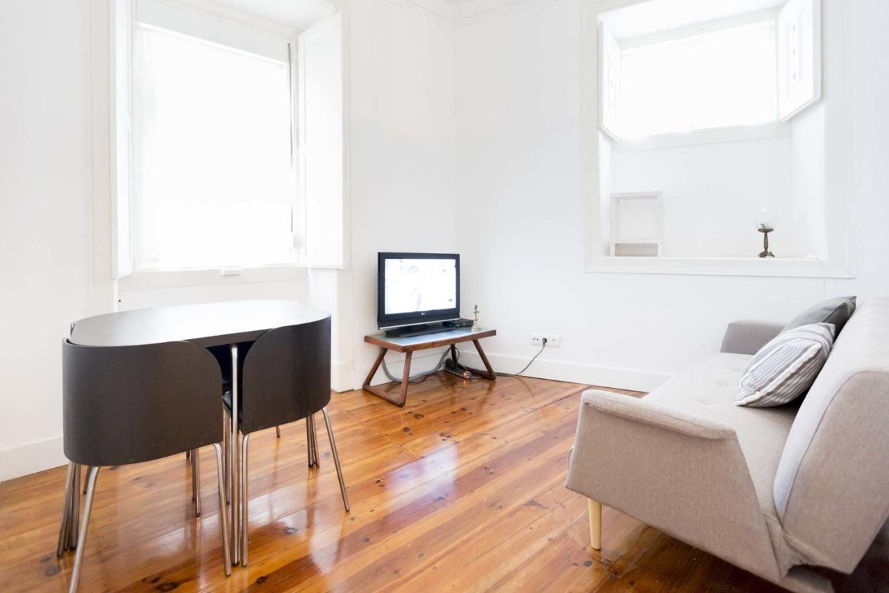 Guestready - Hygge-Style Apartment In Historical Graca Lisbon Exterior photo
